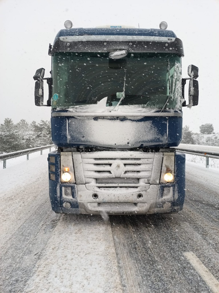 Guidoestir Transportes - Frente