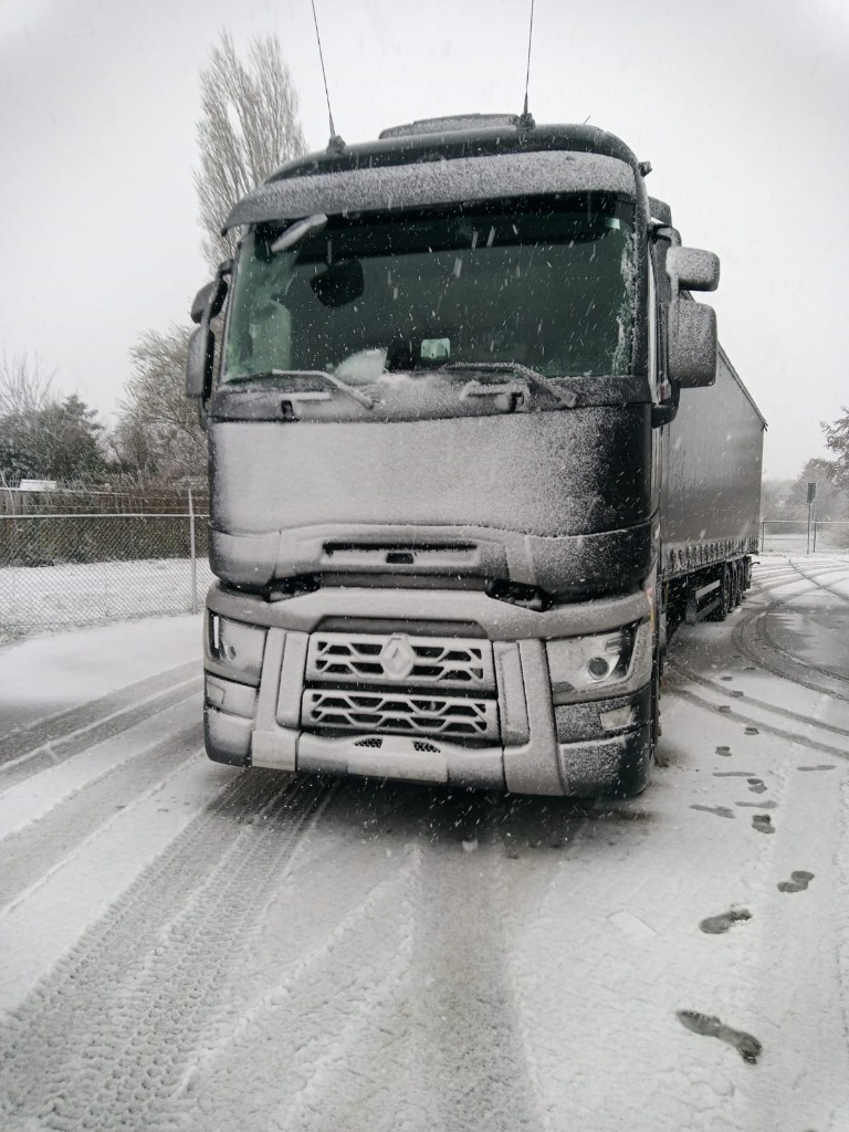 Guidoestir Transportes - Lateral